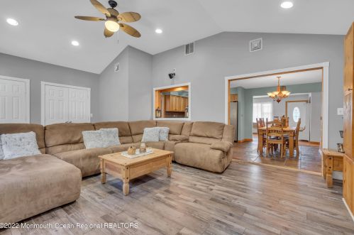 118 Andover Rd, Jackson Twp, NJ 08527-1223