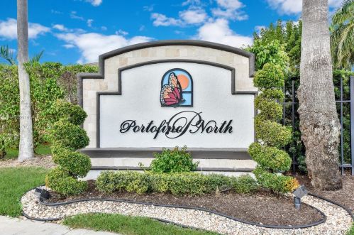 12528 21st St, Hollywood, FL 33027-2600