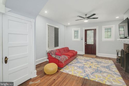 261 Harvey St, Philadelphia, PA 19144-3320