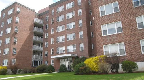 1255 North Ave, New Rochelle NY  10804-2605 exterior