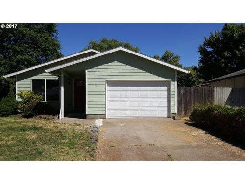 1544 Kent St, Mcminnville, OR 97128-9024
