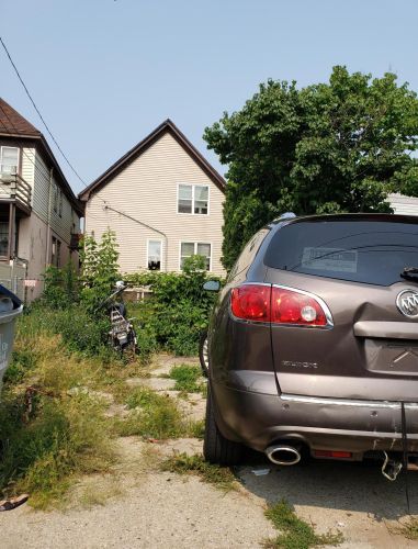 2414 37th St, Milwaukee WI  53210-3044 exterior