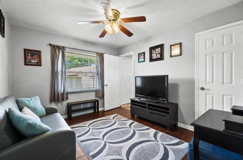 3962 La Rosa Ct, Darbydale OH  43123-2814 exterior