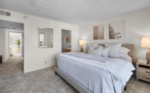 15809 Venus Pl, Gardena, CA 90249-4675