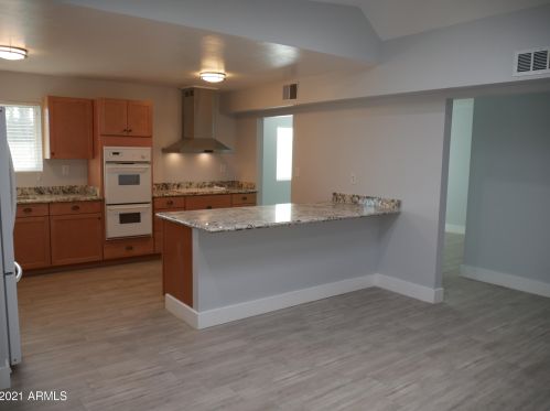 11134 Jersey Ave, Youngtown, AZ 85363-1214