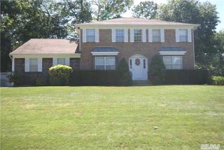 8 Audrey St, Prt Jefferson Station, NY 11776-1704