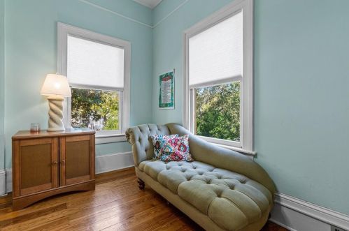 2927 Bernardo De Galvez Ave, Galveston TX 77550 exterior