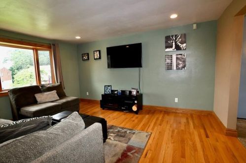 116 Treona Dr, Verona PA  15147-2629 exterior