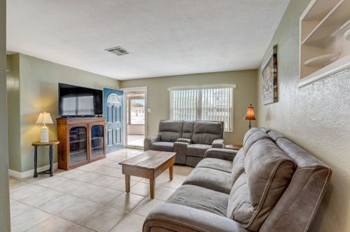 4601 70th Ave, Pinellas Park, FL 33781-4417
