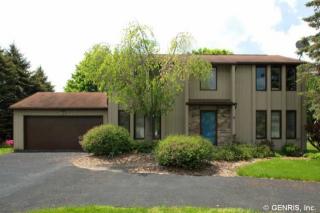 19 Skelbymoor Ln, Fairport, NY 14450-8734