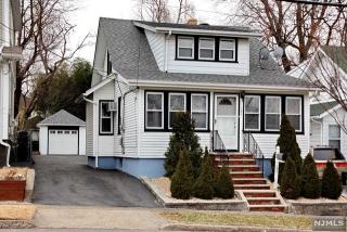 131 Barkley Ave, Clifton, NJ 07011-3244