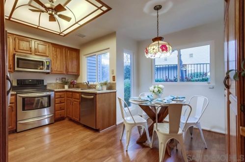 11026 Caminito Vista Pacifica, San Diego CA 92131-3301 exterior