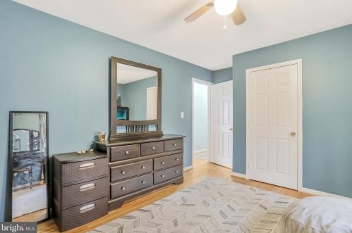 556 Grimes Golden Rd, Linden VA  22642-6313 exterior