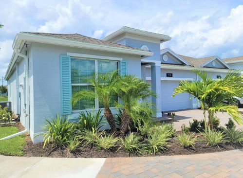 2518 Bella Vista Cir, Vero Beach, FL 32966-7689