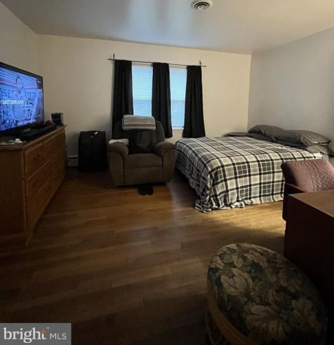 266 Delaware Ave, Harrington DE  19952-1260 exterior