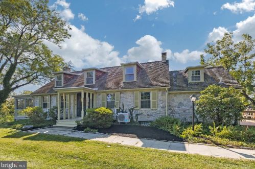 109 Manor Ave, Downingtown, PA 19335-2622
