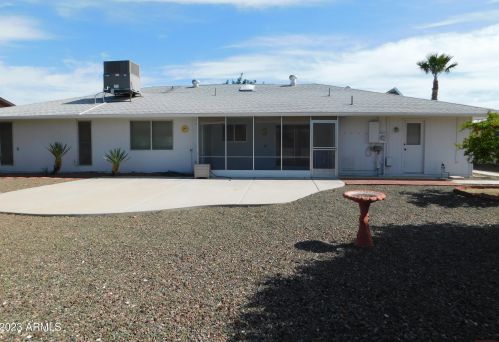 19826 Concho Cir, Sun City AZ  85373-1206 exterior