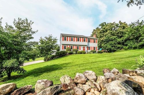 31 Dorwin Hill Rd, Northville, CT 06776-3822
