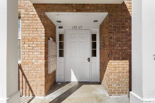 17227 Highland Ave, Jamaica, NY 11432-2800