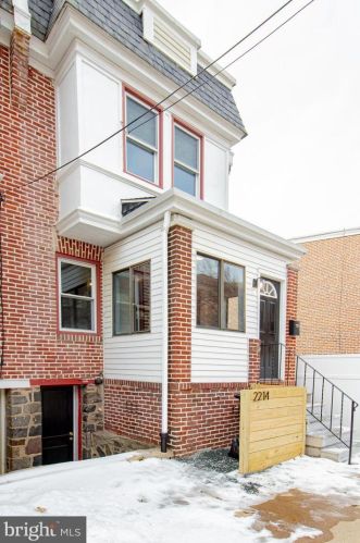 2214 3rd St, Wilmington, DE 19805-3344
