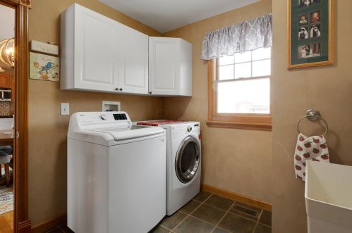 12768 Mckinley Rd, Orient OH  43146-9734 exterior