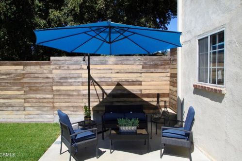 2810 Los Olivos Ln, Glendale CA 91214-2829 exterior