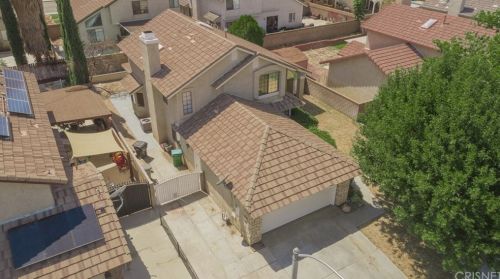 3238 Avenue, Lancaster CA exterior