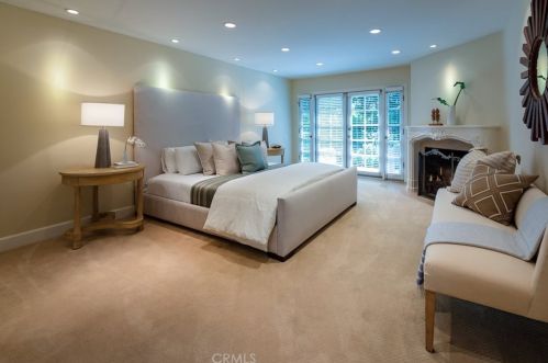 24 Westport, Manhattan Beach CA  90266-7227 exterior