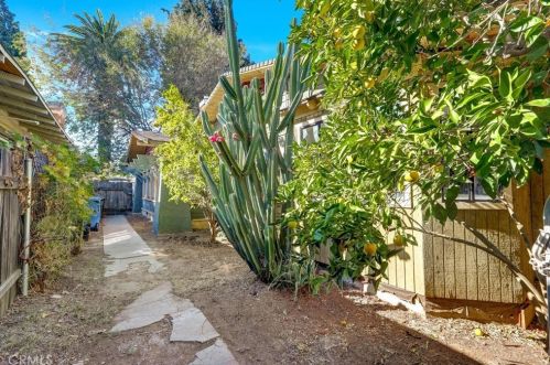 3707 Linwood Pl, Riverside CA 92506-1815 exterior