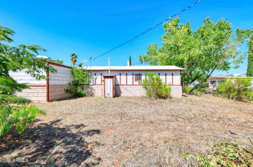 305 2nd St, Sierra Vista AZ  85635-1830 exterior