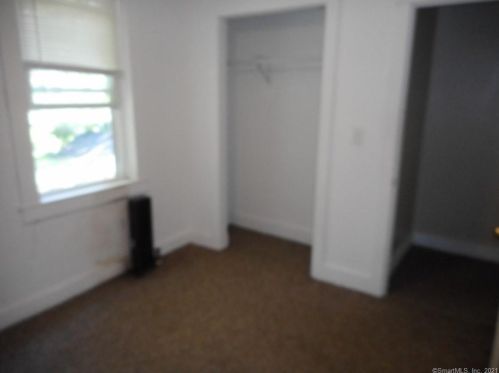 168 Main St, Putnam CT  06260-2315 exterior