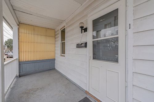 13 Monroe St, Latrobe PA  15650-3146 exterior