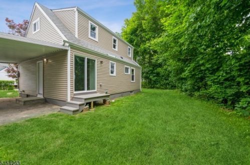 16 Kyle Dr, Dover NJ  07801-4736 exterior