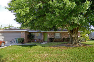 214 De Soto Ave, Clewiston, FL 33440-2407