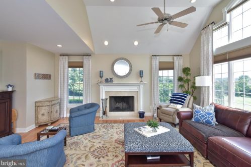 116 Osborne Cir, Kennett Sq PA  19348-1910 exterior