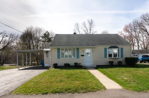 231 Anna Ave, Waterbury, CT 06708-4847
