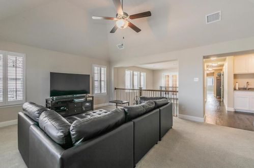 354 Loma Alta Dr, Lewisville TX  75022 exterior