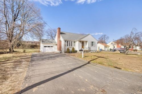 184 Crown St, Bristol, CT 06010-6159