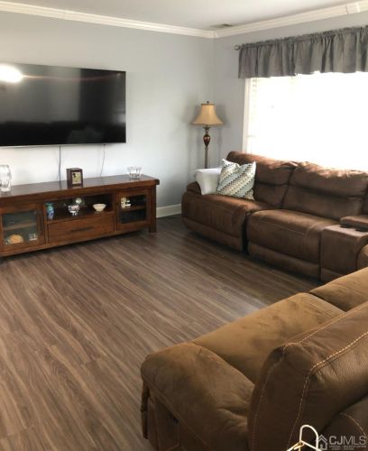 270 Ada Pl, South Plainfield, NJ 07080-4001