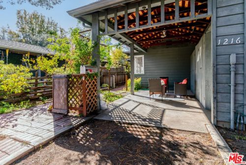 1216 California Ave, Palo Alto, CA 94306-1339