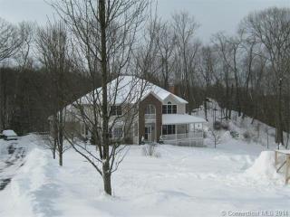 64 Royal Coach Ln, Southbury, CT 06488-4170