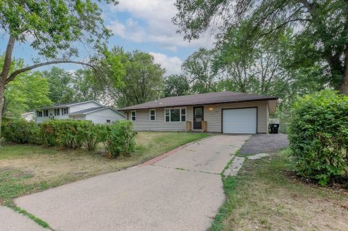 10517 Xavis St, Minneapolis, MN 55433-4031