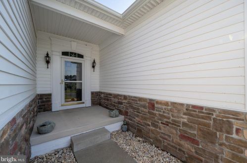 58 Fairway Dr, Millville, DE 19970-3261