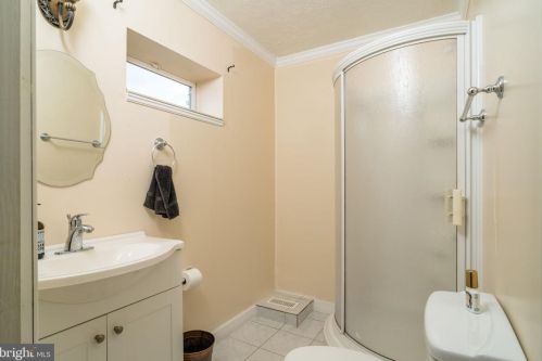 150 Windy Knoll Dr, Harrisonburg VA  22802-8886 exterior
