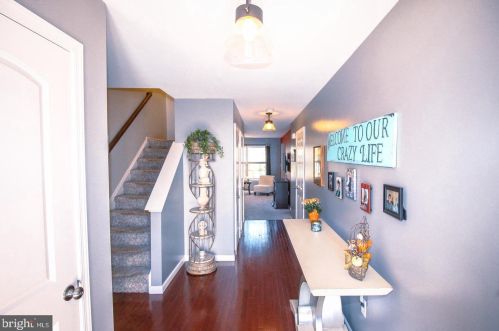 6402 Creekbend Dr, Navy Sup Dpt PA  17050-4002 exterior