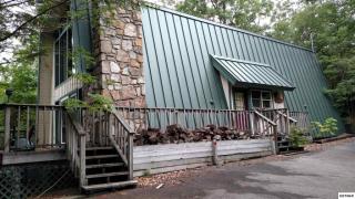 1116 Alpenrose Rd, Gatlinburg, TN 37738-4520