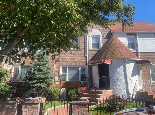 115-71 203rd St, Jamaica, NY 11412-3422
