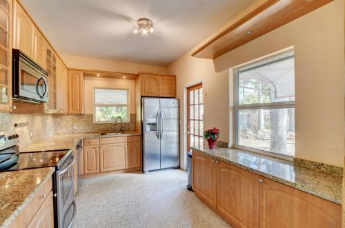 725 4 Ave, Delray Beach FL  33483-4528 exterior