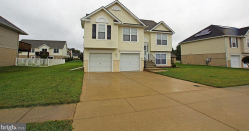 73 William Chandler St, Dover, DE 19901-5293