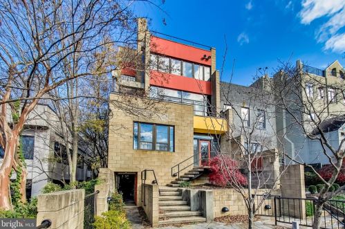 5171 Macarthur Blvd, Washington, DC 20016-3315